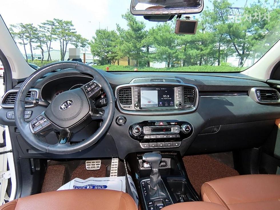 2019 - kia sorento