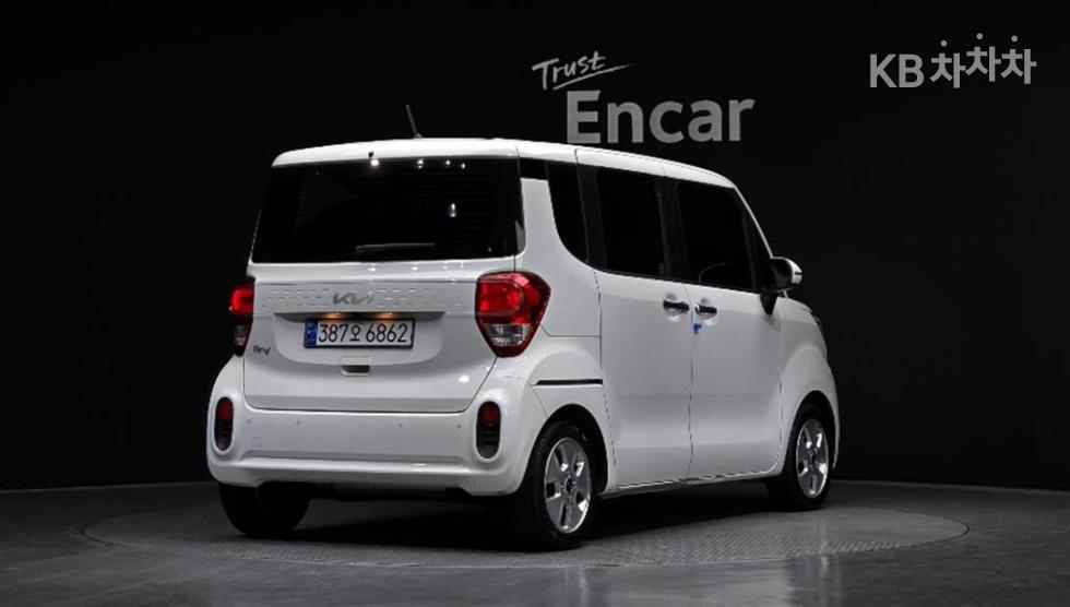 2022 - kia ray