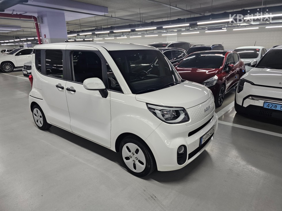 2022 - kia ray