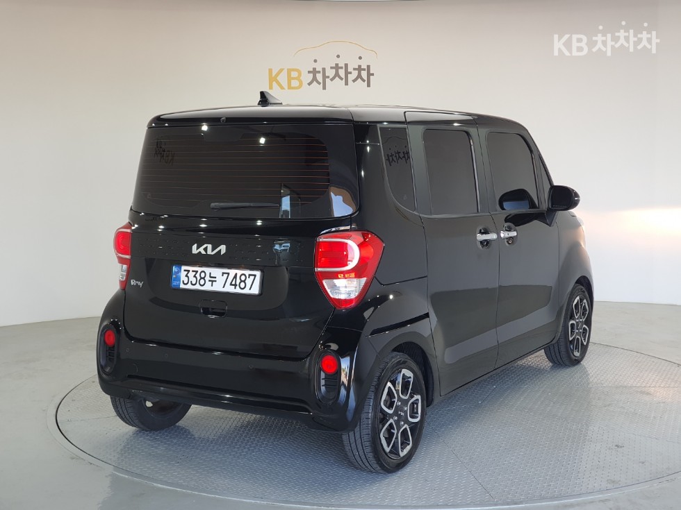 2022 - kia ray
