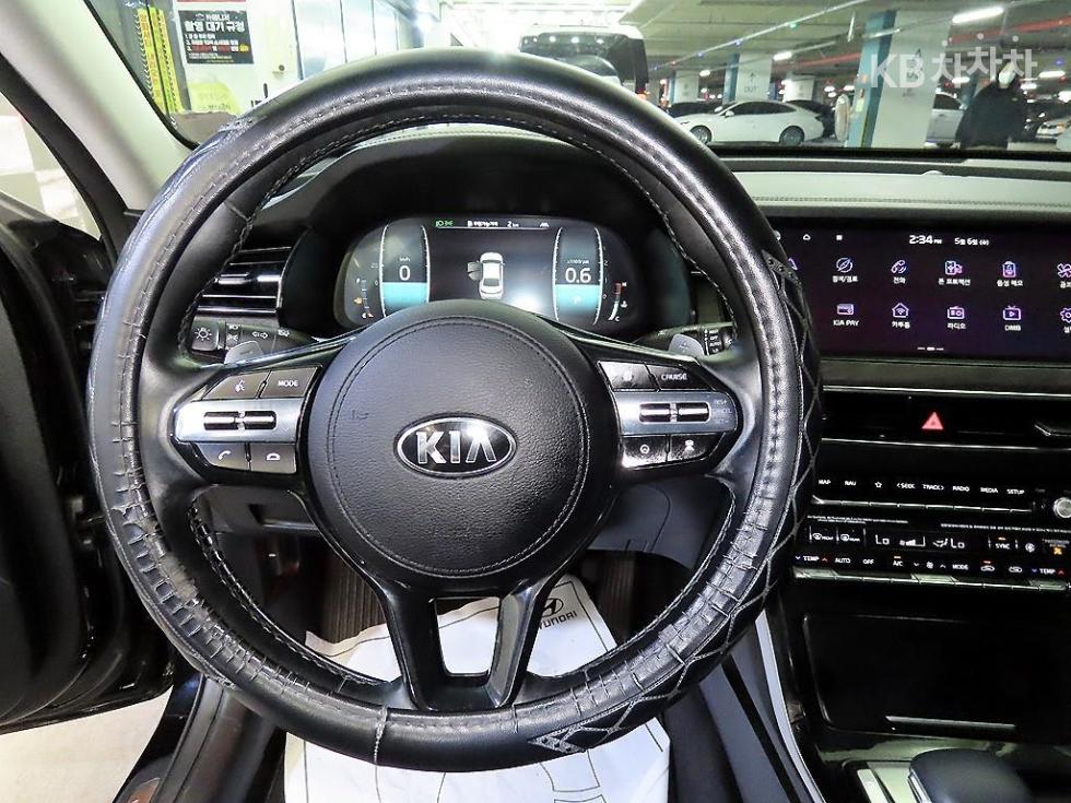 2020 - kia k7