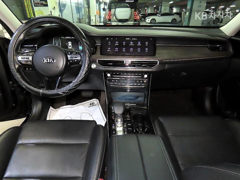 2020 - kia k7