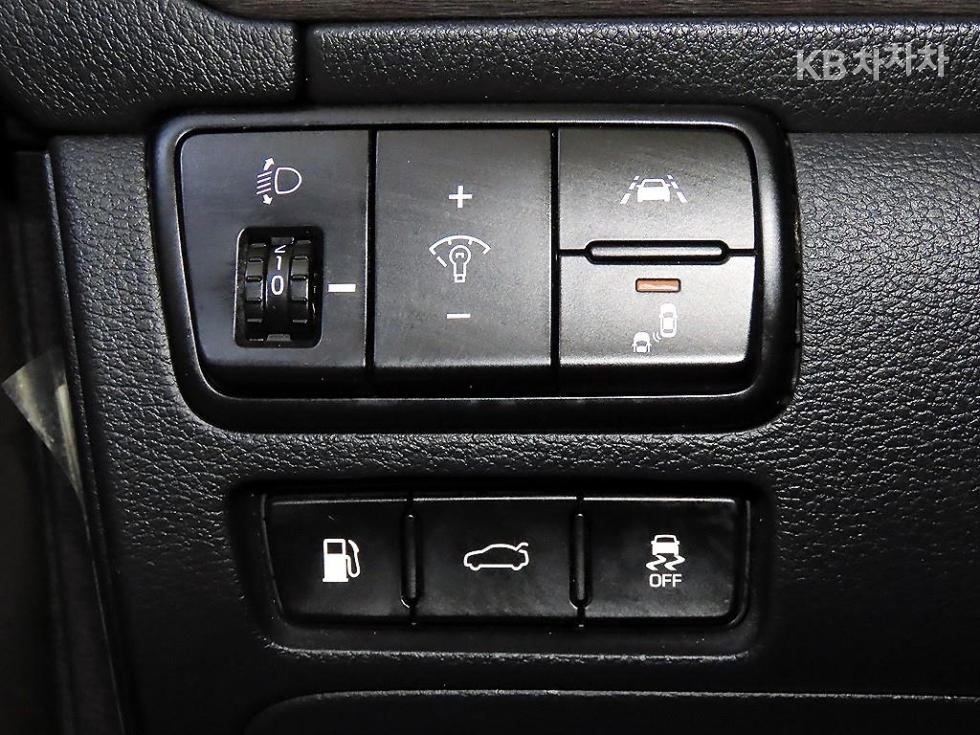 2020 - kia k7