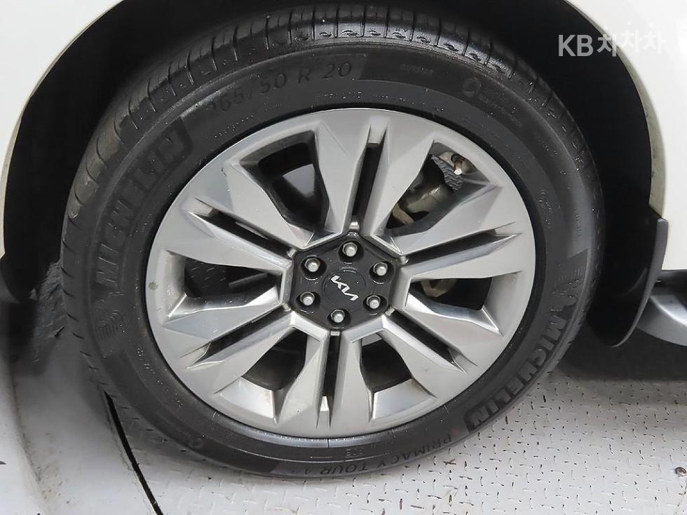 2022 - kia mohave