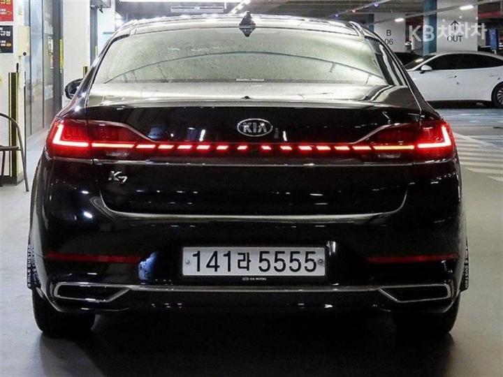 Kia K7 Premier 2.5 GDi X Edition 6
