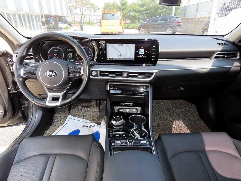 2020 - kia k5
