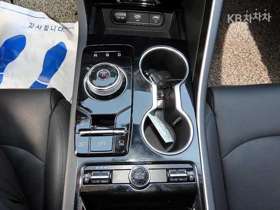 2020 - kia k5