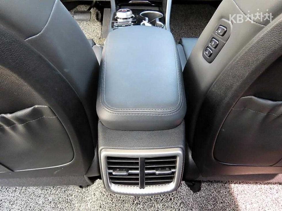 2020 - kia k5