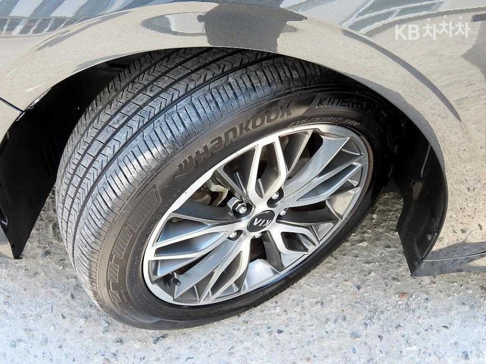 2020 - kia k5