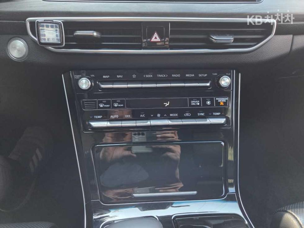 2020 - kia k7