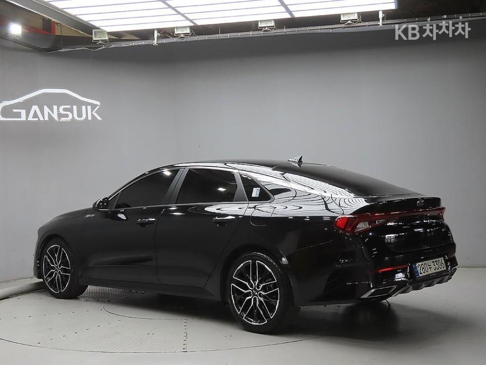 2021 - kia k5