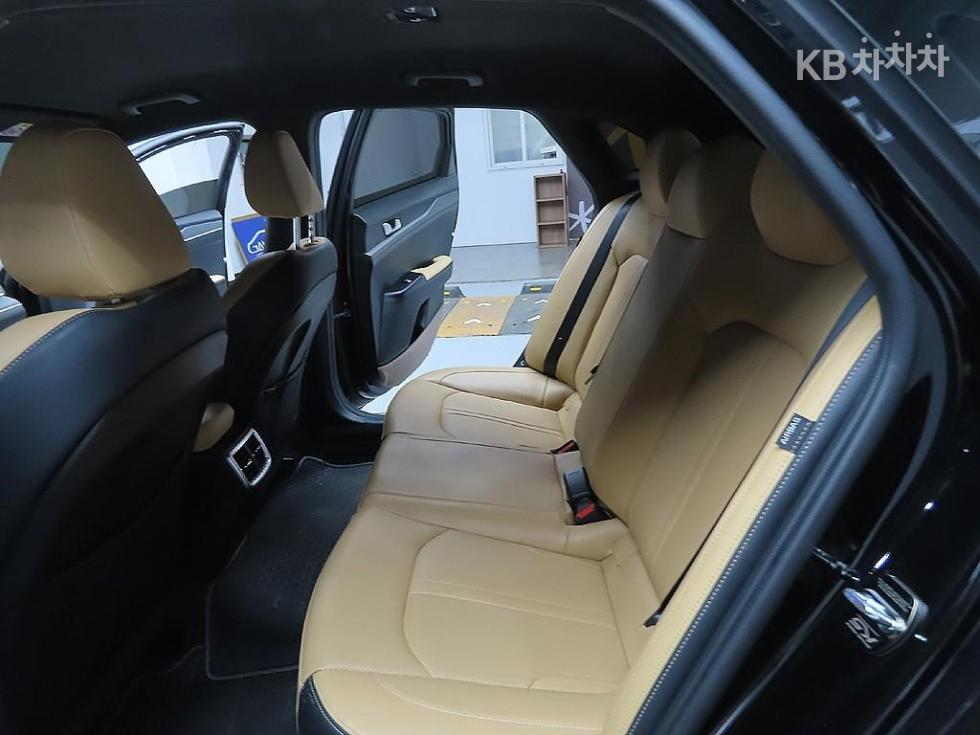2021 - kia k5