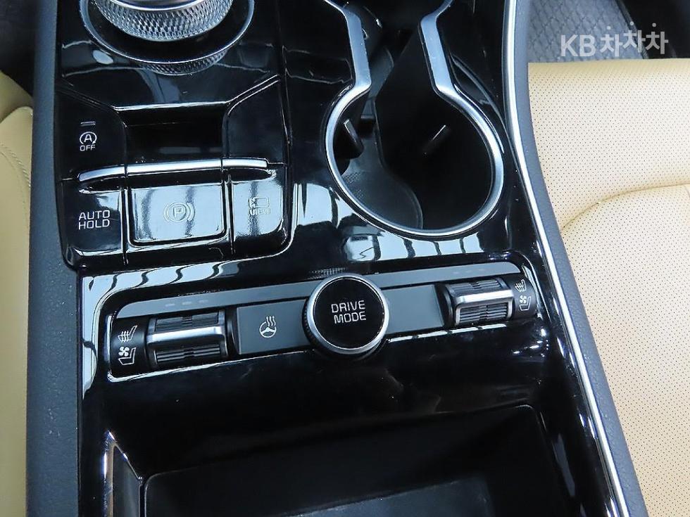 2021 - kia k5