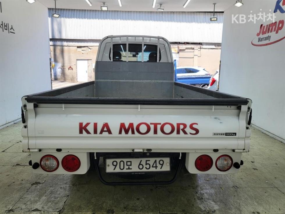 2020 - kia bongo iii