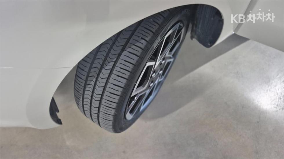 2024 - kia kia