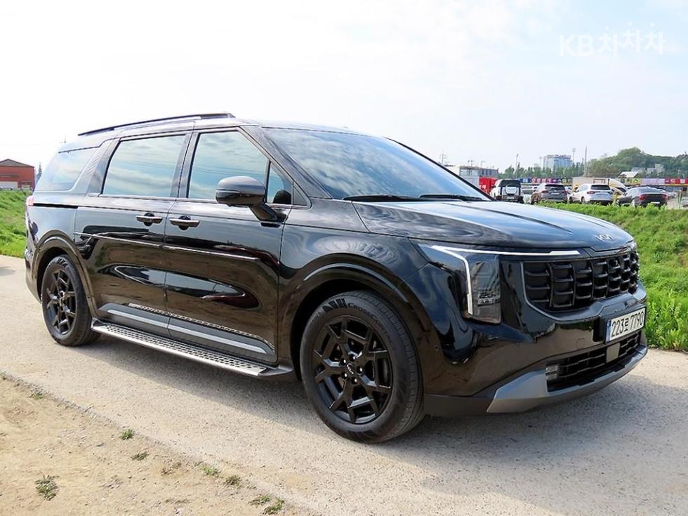 2024 - kia carnival