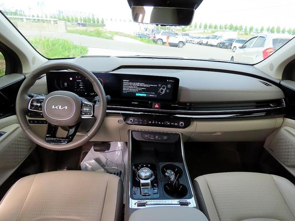 2024 - kia carnival