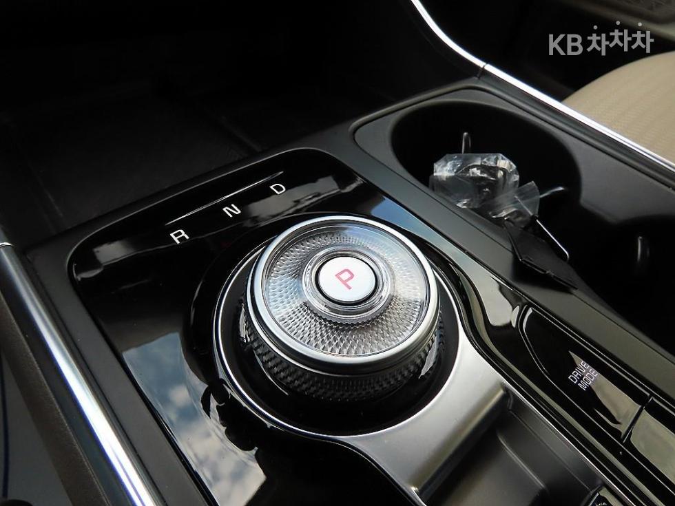2024 - kia carnival