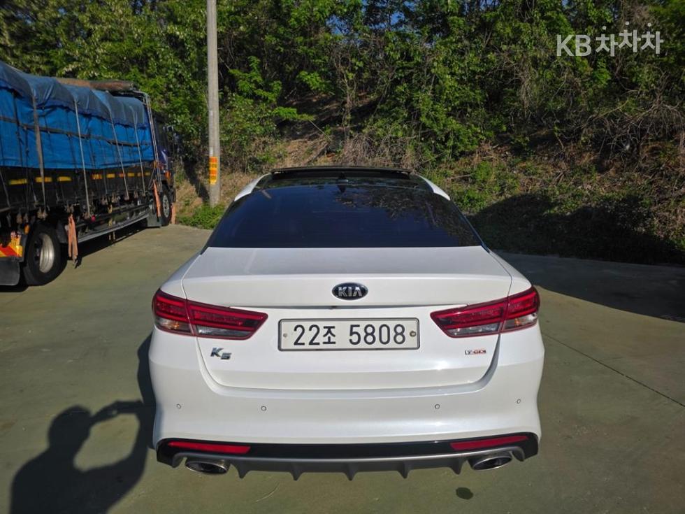 2016 - kia k5