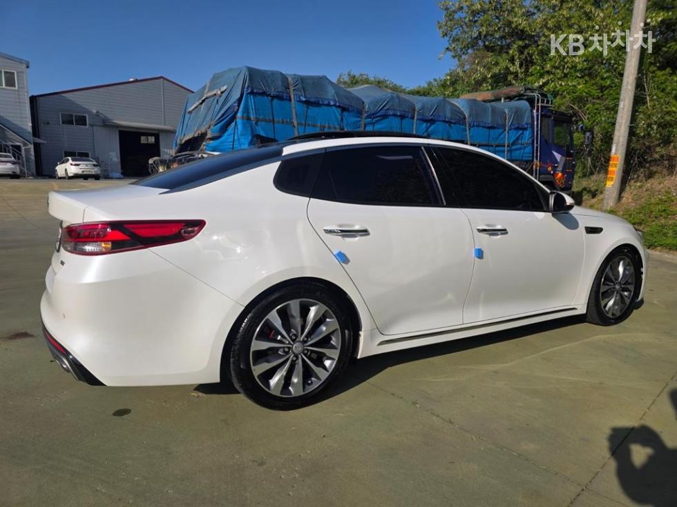 2016 - kia k5