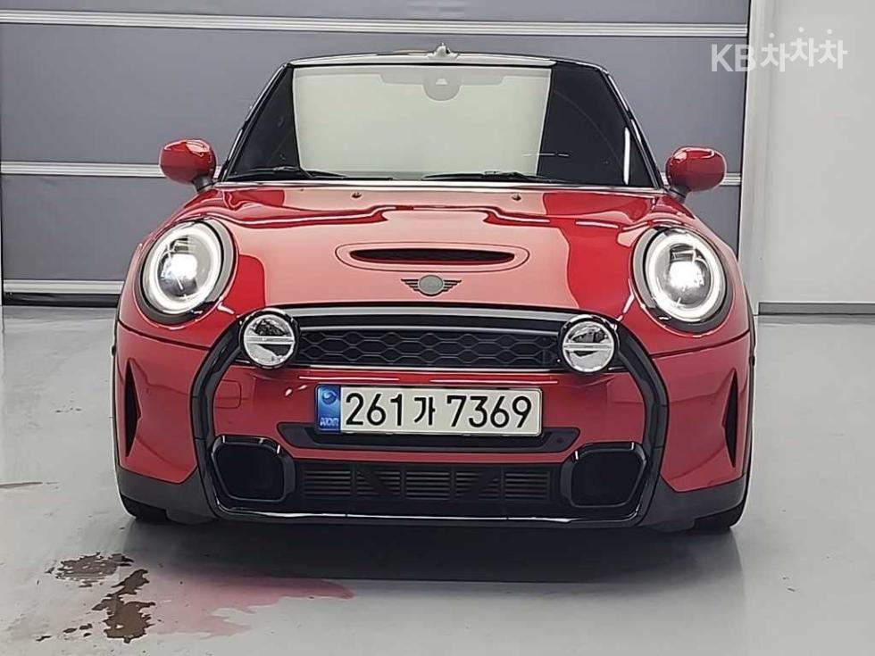 2021 MINI Used Car photo