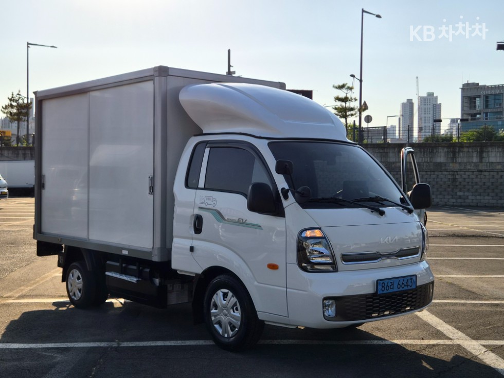 2025 - kia bongo iii