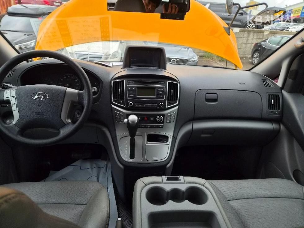 Hyundai Starex — miniaturë 7