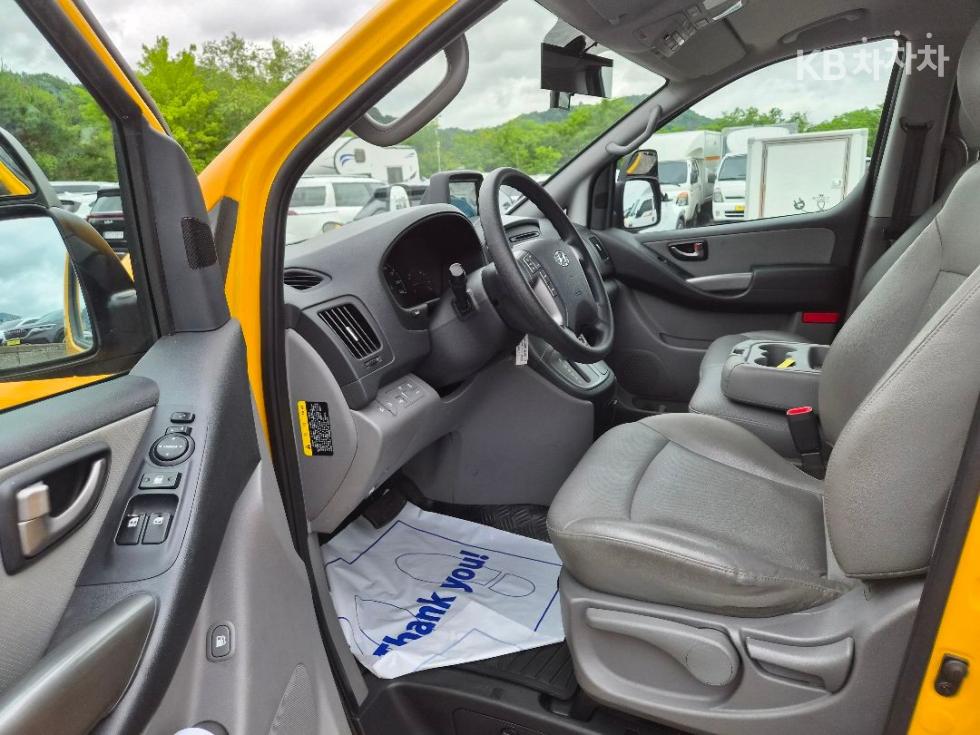 Hyundai Starex — miniaturë 8