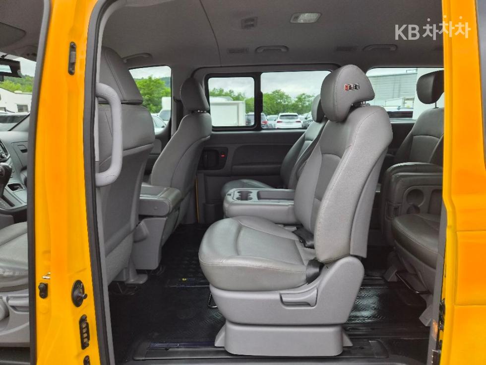 Hyundai Starex — miniaturë 9