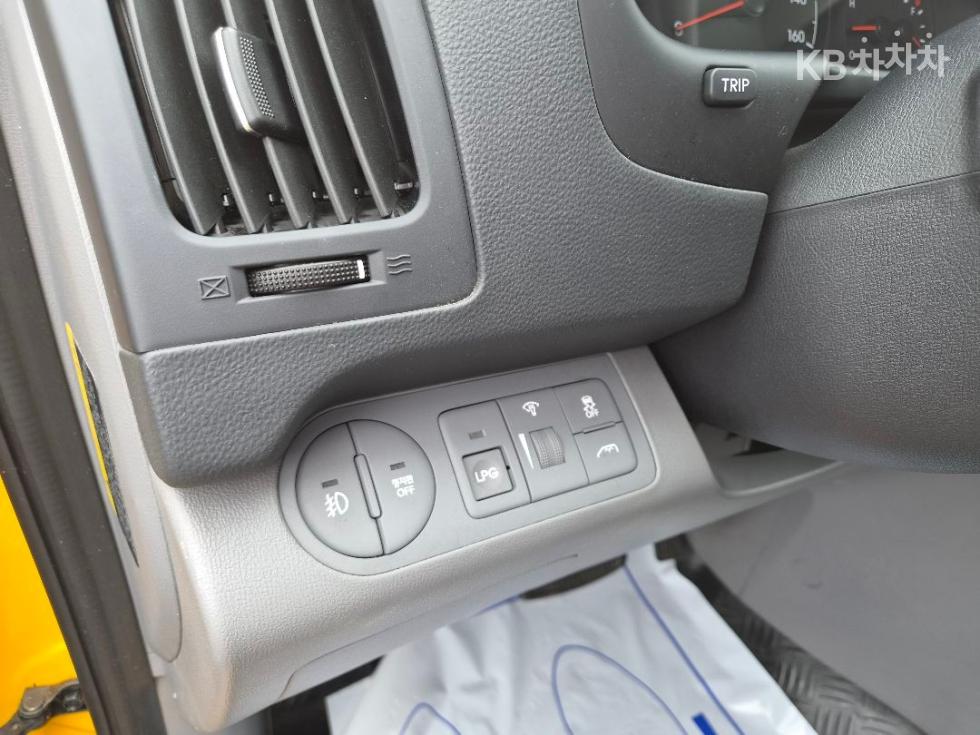 Hyundai Starex — miniaturë 17