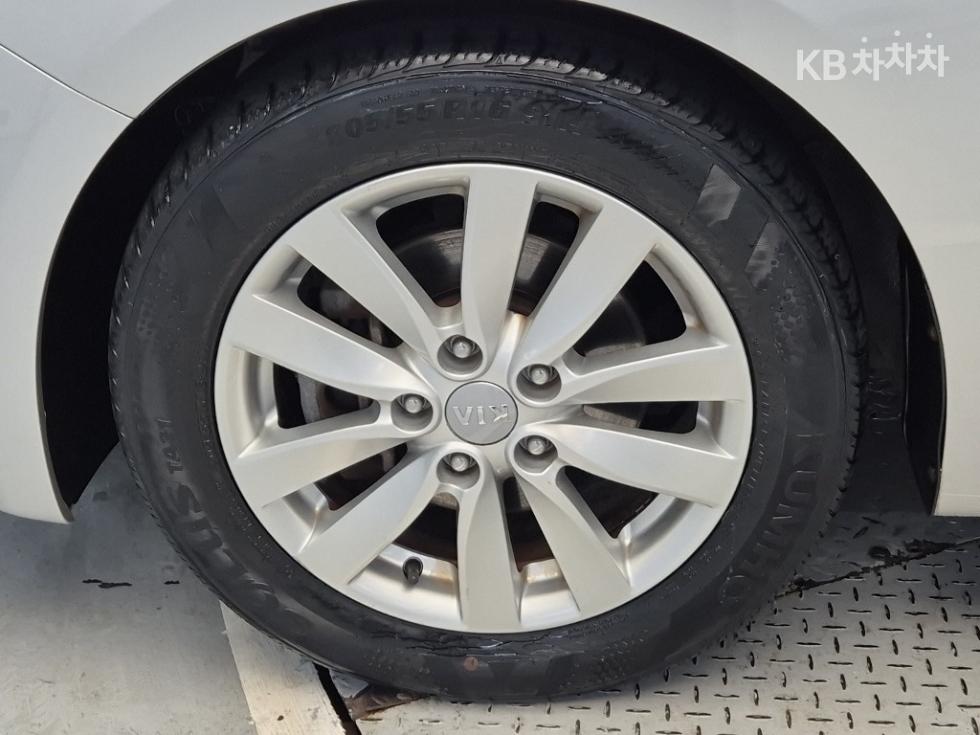 2013 - kia k3