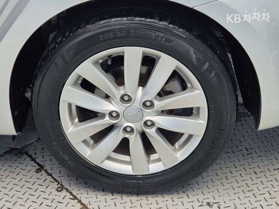 2013 - kia k3