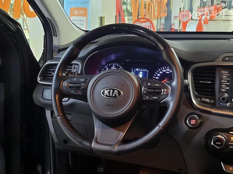2016 - kia sorento