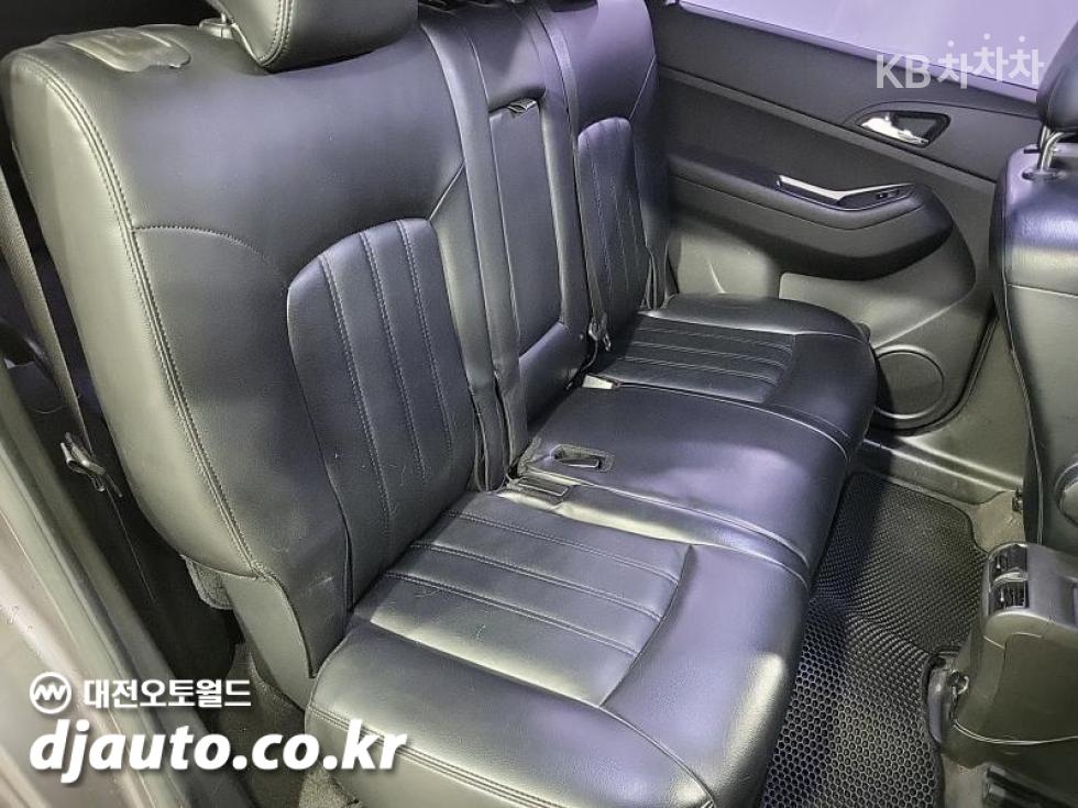 Chevrolet Orlando — miniaturë 17