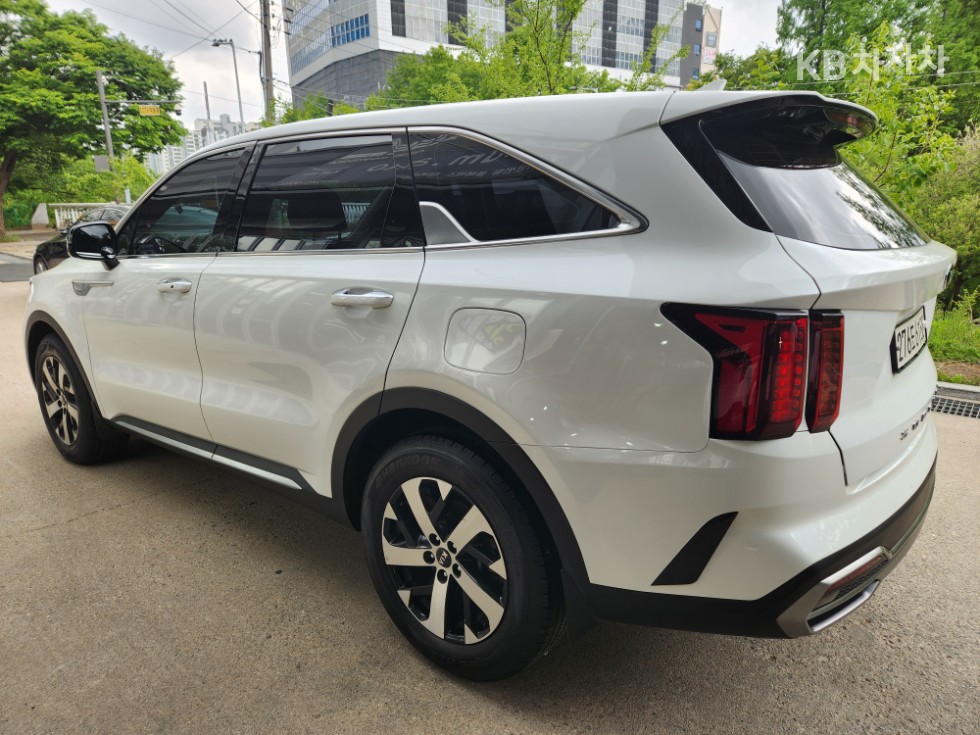 2021 - kia sorento
