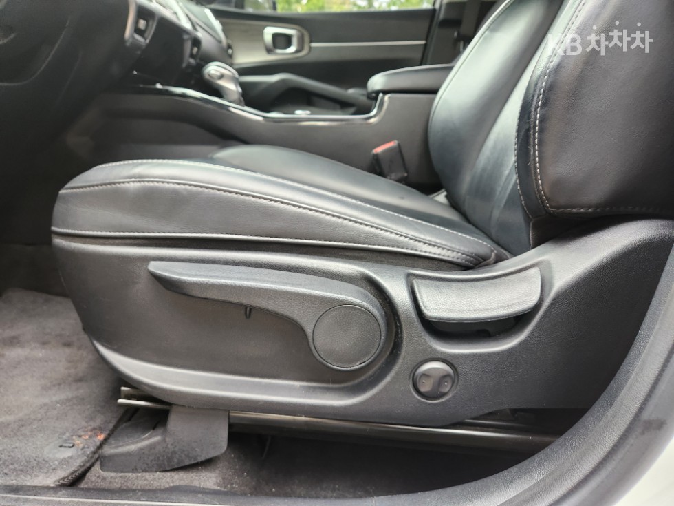 2021 - kia sorento