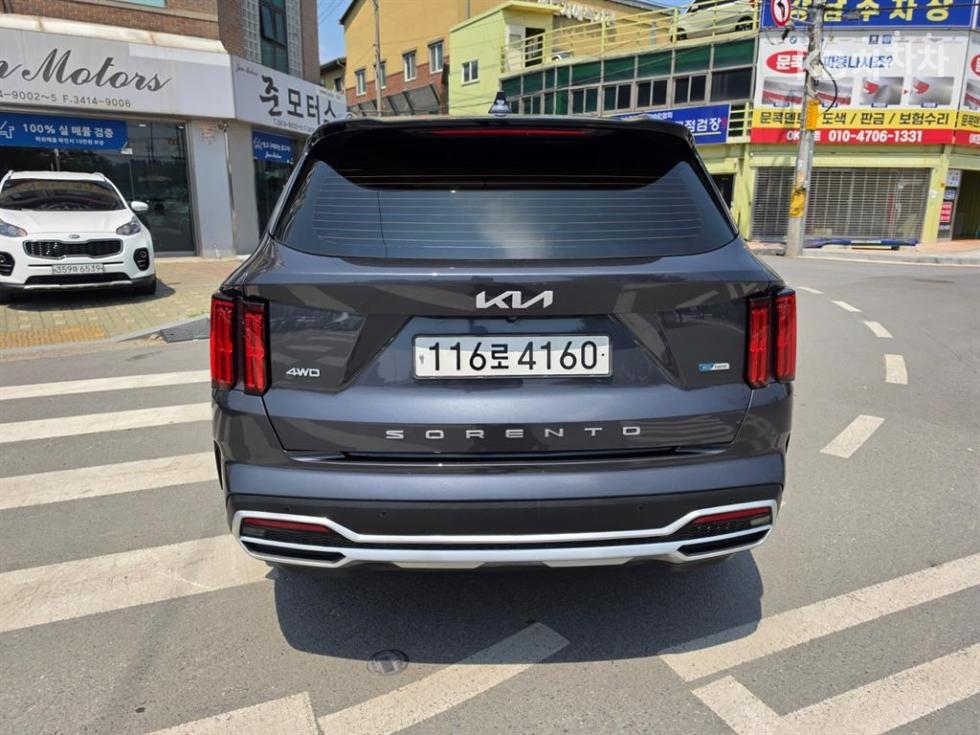 2022 - kia sorento