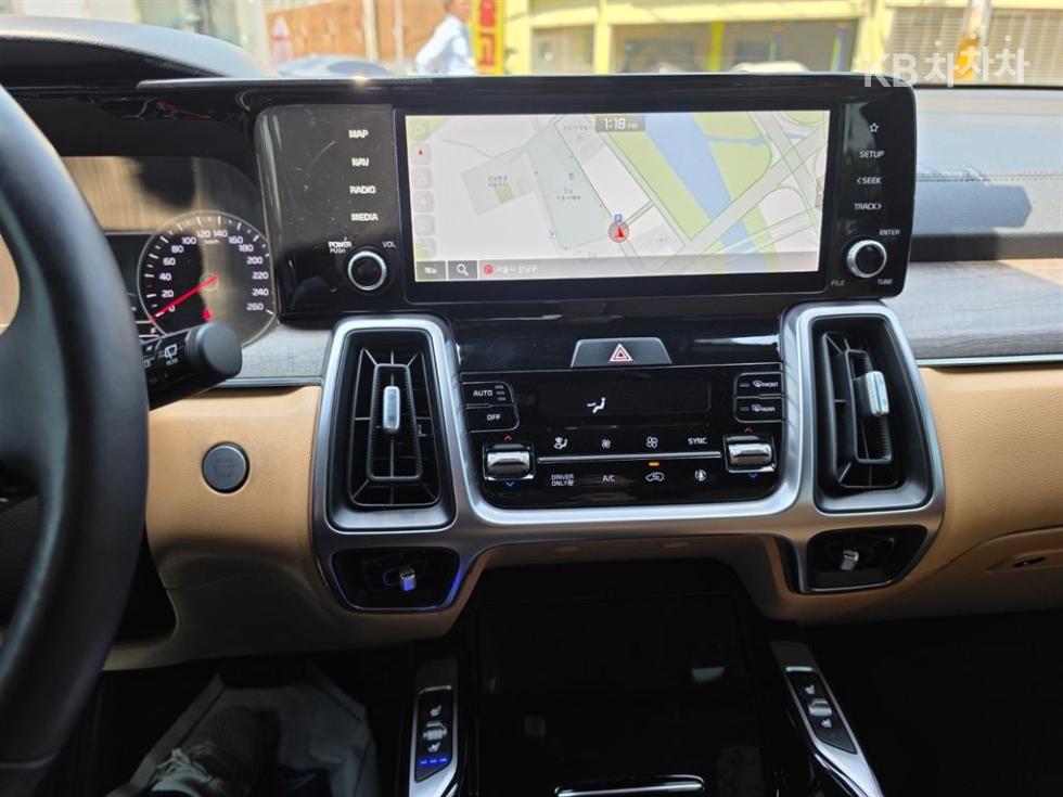 2022 - kia sorento