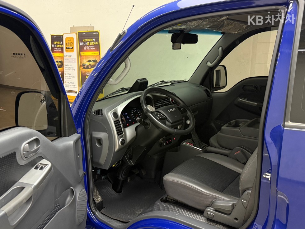 2022 - kia bongo iii