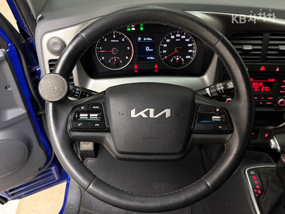 2022 - kia bongo iii