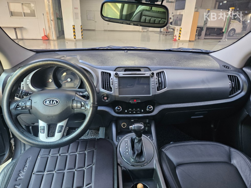 2012 - kia sportage