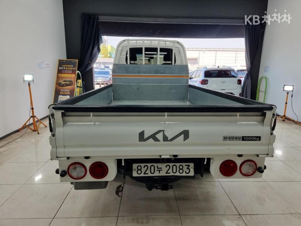 2022 - kia bongo iii