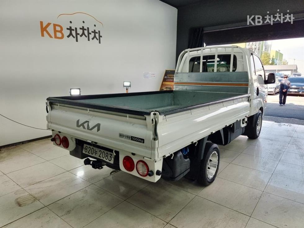 2022 - kia bongo iii