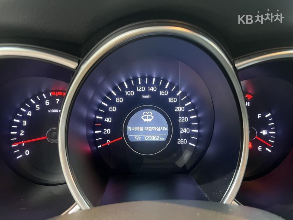 2014 - kia k5