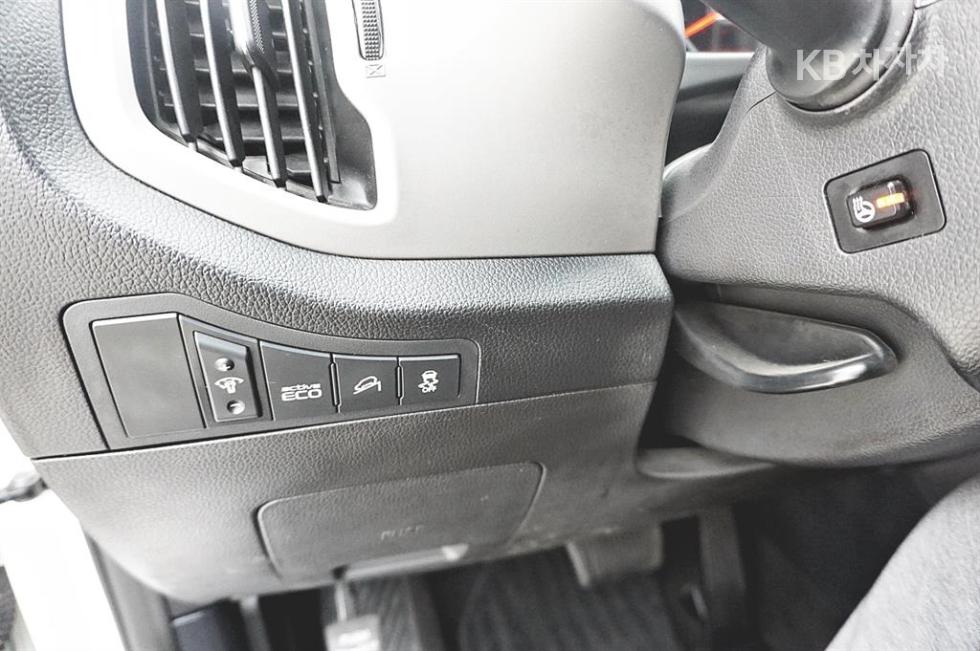 2014 - kia sportage