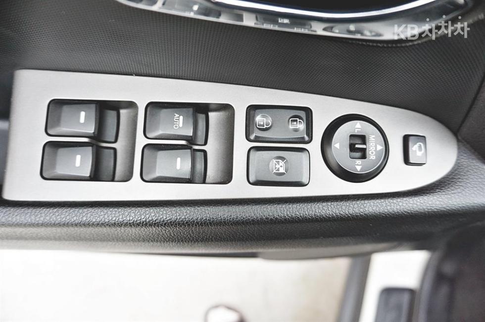 2014 - kia sportage
