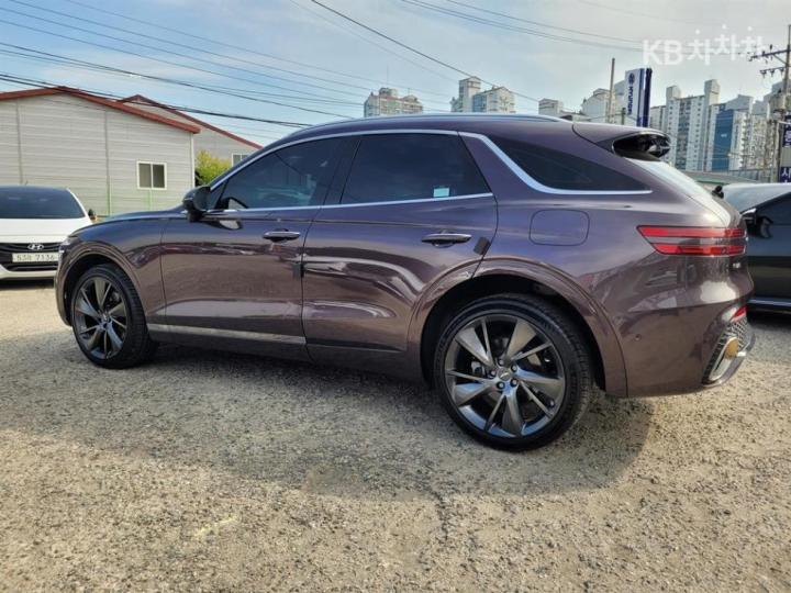Genesis GV70 Gasoline 2.5T AWD — фото 3