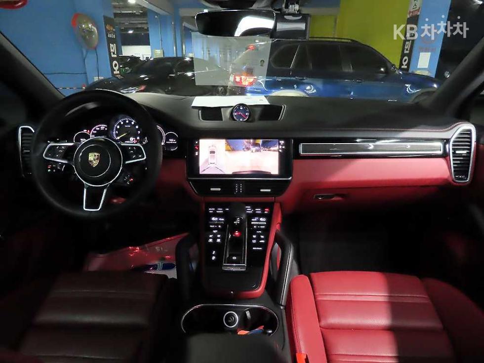 Porsche Cayenne — miniaturë 5