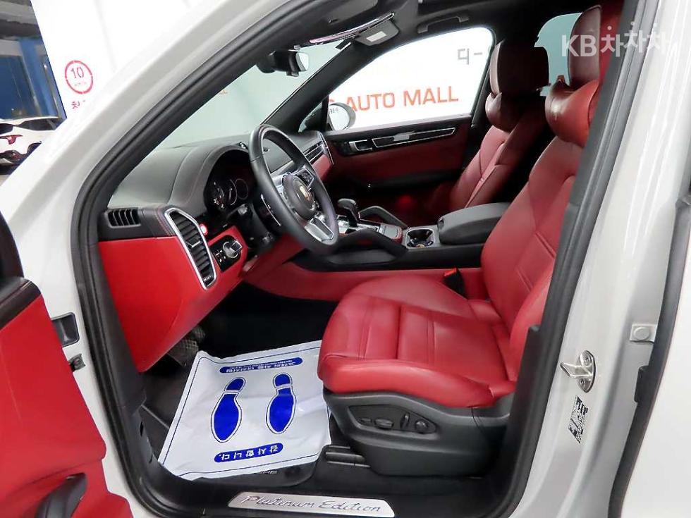 Porsche Cayenne — miniaturë 6