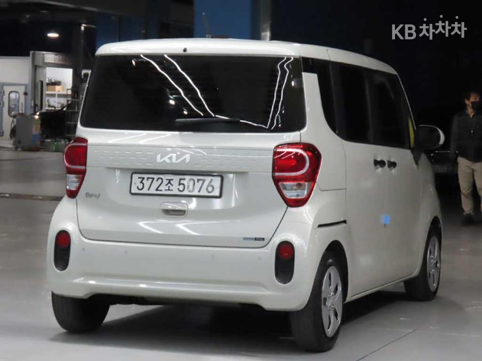 2022 - kia ray